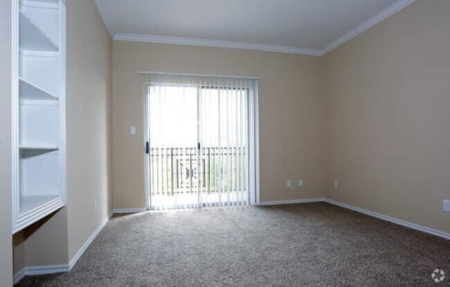 Building Photo - 2 bedroom in Dallas TX 75204 Unit 2235 Rental