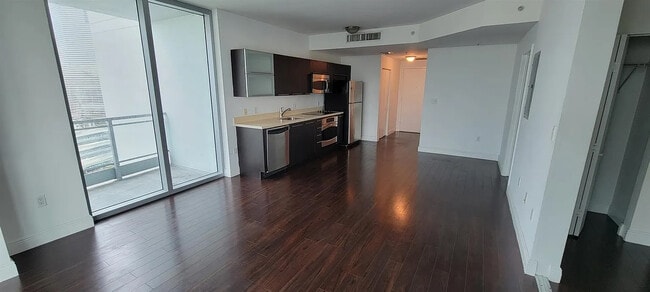Photo - 90 SW 3rd St Unit 1805
