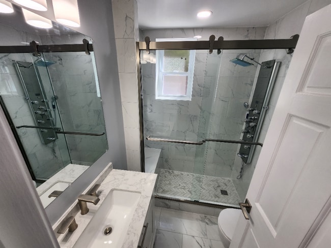 Photo - 132A Hawthorne Ave Unit FL1