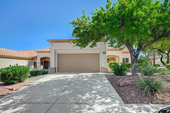 Building Photo - Charming 2 Bedroom, Single-Story Home in S...