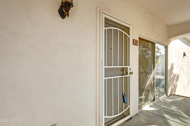Photo - 2950 W Louise Dr