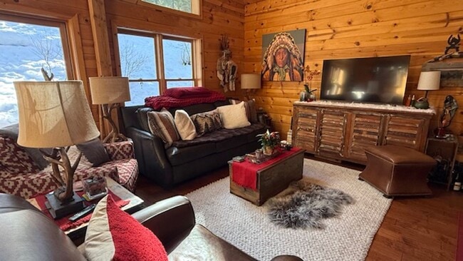 Photo - Charming Tahoe Donner Log Cabin with Hot Tub