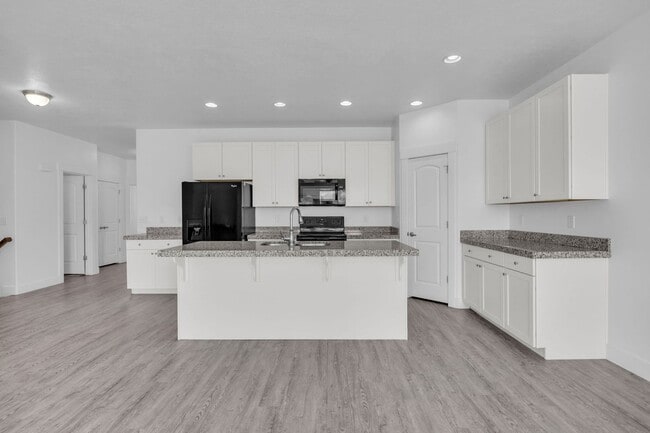 Photo - 3 Bedroom Townhome in Riverton!