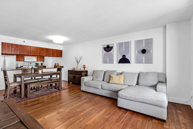 190 SE 12th Terrace Unit SI FL26-ID1540496P
