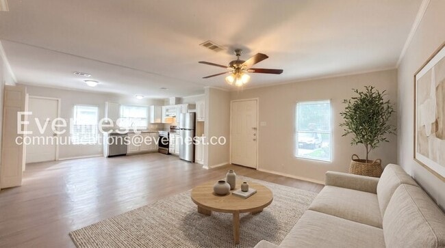 Photo - 11711 Greenglen Dr