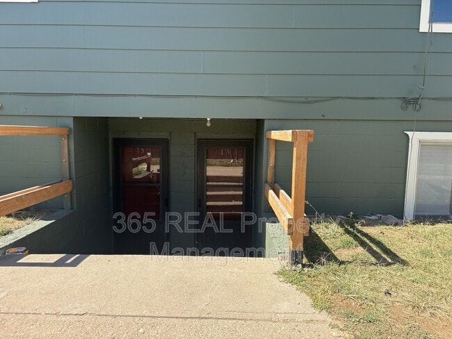 Building Photo - 1231 Pleasant Acres Dr Unit 4 Rental