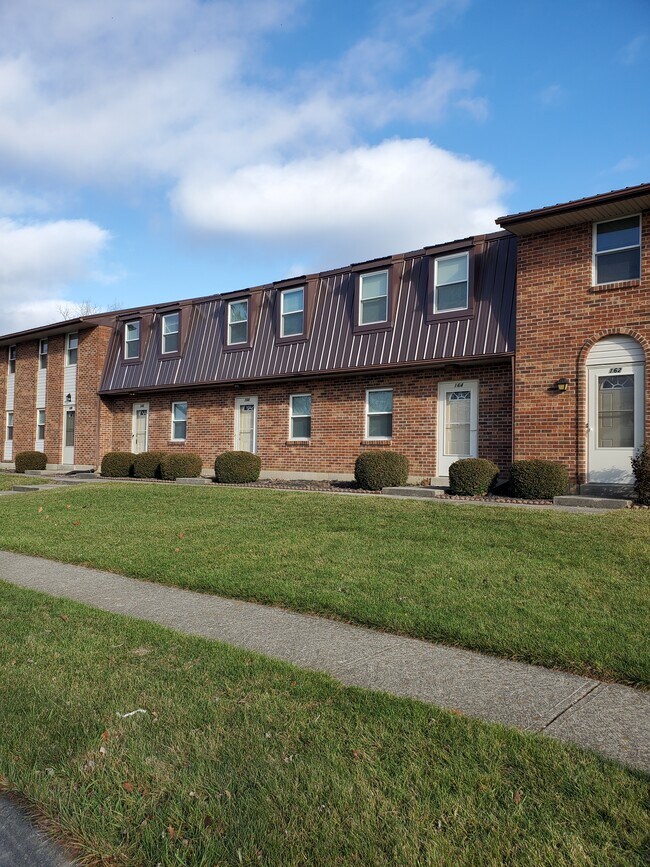 Photo - 166 Chris Drive Apartment Unit 166