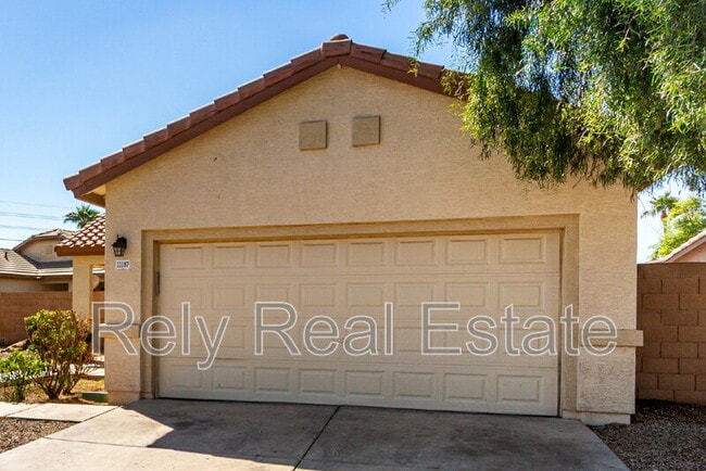Photo - 11187 W Almeria Rd
