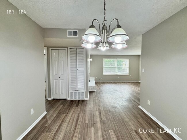 Building Photo - 3633 Walnut St Unit 308 Rental