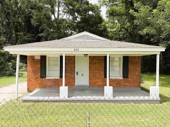 Photo - 432 W Peebles Rd