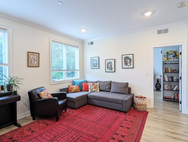 Sala de estar - 4281 Washington St Unidad 4281 Washington St #4C