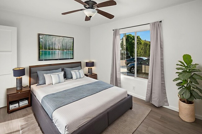 Photo - Emerson St Unidad 3136