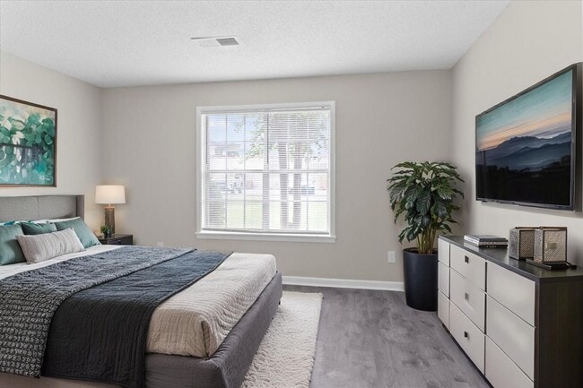 Photo - Chateau Apartments