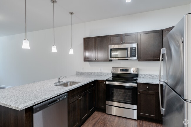 2BR, 2BA - 974SF - Weston Willows