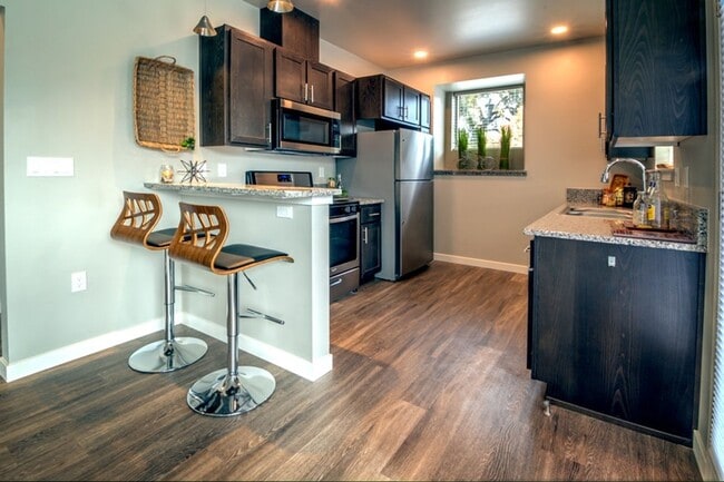 0632 - The Boardwalk Townhomes