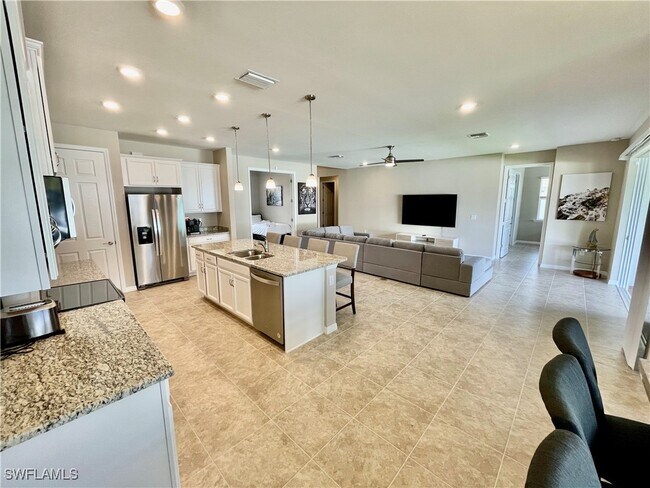 Photo - 3040 SW 22nd Pl