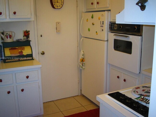 Photo - 3505 S Ocean Dr Unit 921
