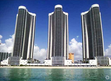 Building Photo - 15901 Collins Ave Unit 3505 Rental