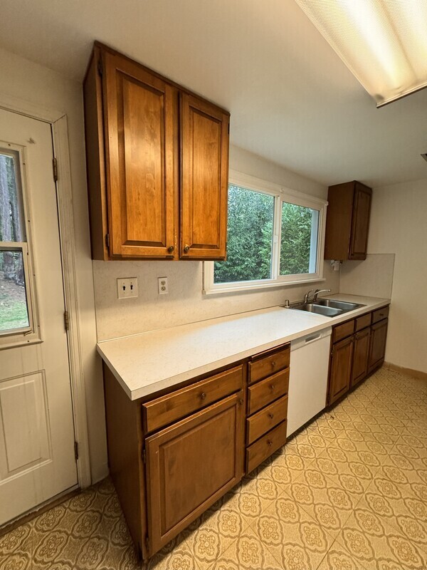 Photo - 14547 Ashworth Ave N