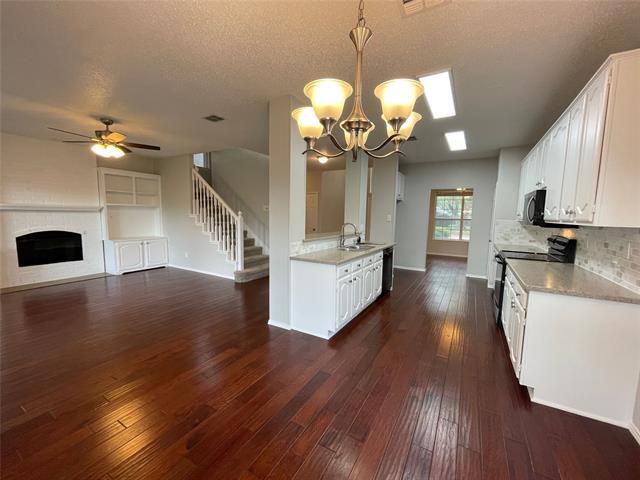 Photo - 2713 Chatsworth Dr