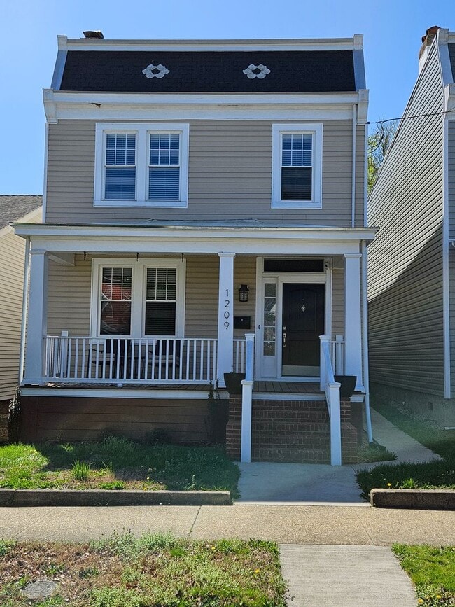 Church Hill Amazing 3 Bedroom 2.5 Bath Home - Church Hill Amazing 3 Bedroom 2.5 Bath Home