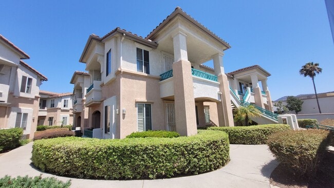 Conveniently Located In Rancho San Diego - Conveniently Located In Rancho San Diego Casa