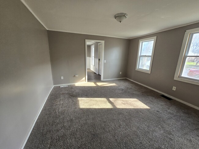 Photo - 544 Emerson St Unit 1