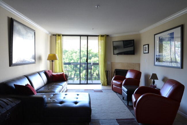 Photo - 7320 Hawthorn Ave Condo Unit 205