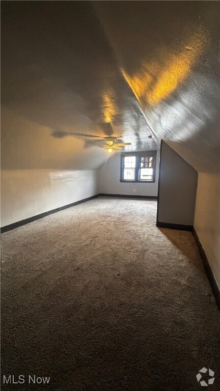 Building Photo - 1092 E 143rd St Rental