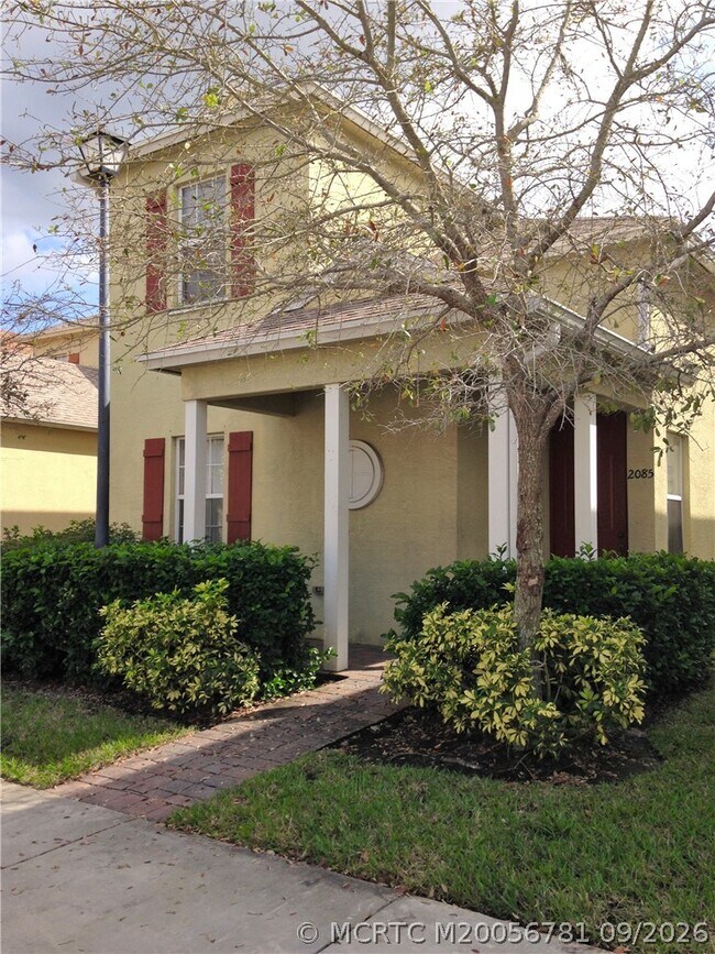 Photo - 2085 SE Avon Park Dr