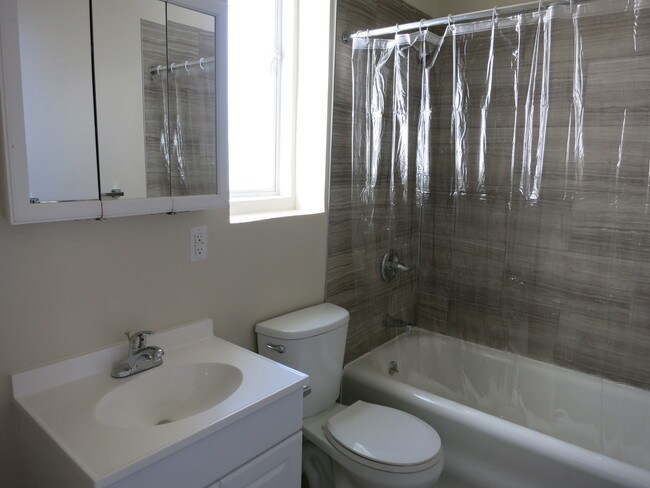 Brand new bathroom - 781 O'Farrell