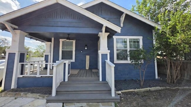 Building Photo - 415 S Olive St