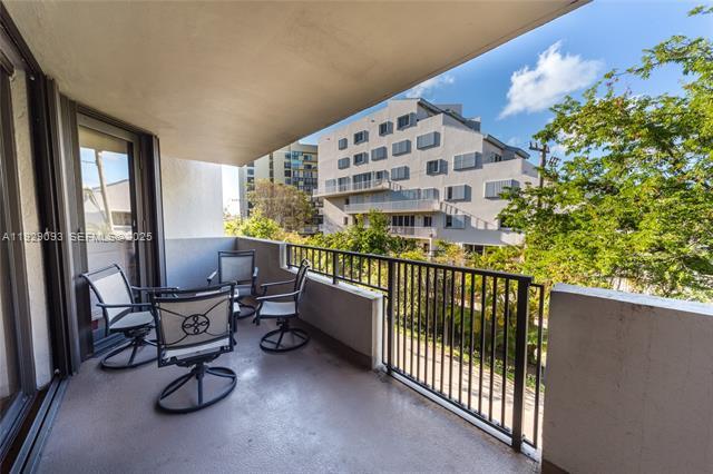 Building Photo - 121 Crandon Blvd Unit 248