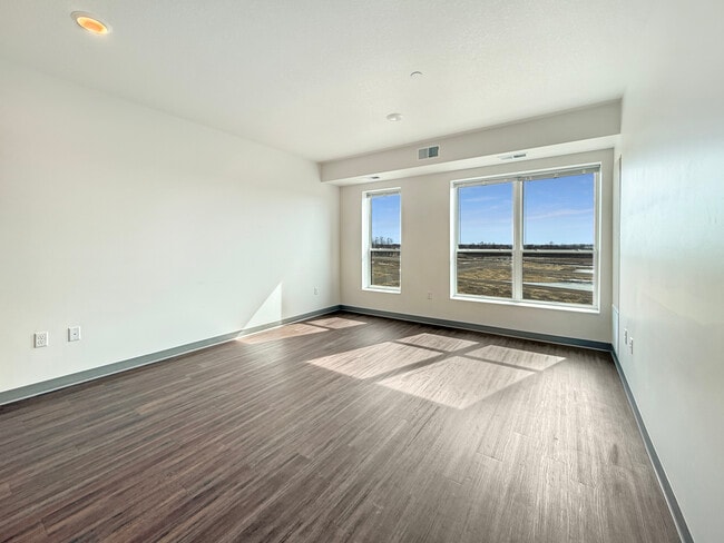 Large, bright spaces - The Lumin at Highland Bridge