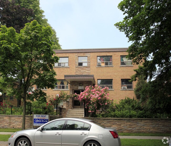 Photo - 90-92 James St