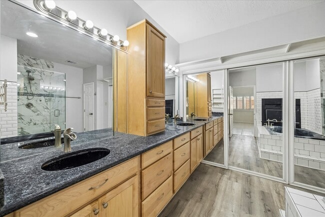 Photo - 14638 S Hearthstone Green Dr