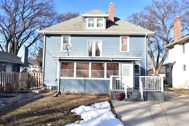 Photo - 1524 5th Ave S