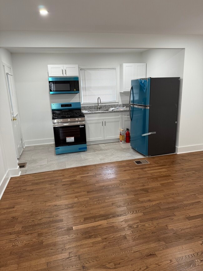 Photo - 717 Sycamore Dr Unit 1