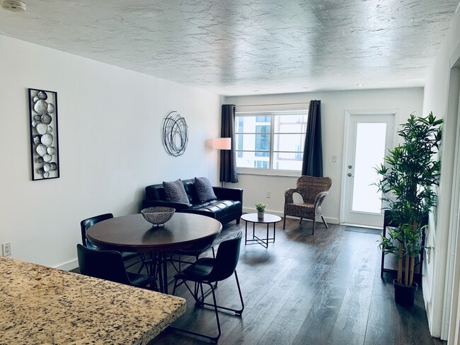 Photo - 528 Meridian Ave Unit 402