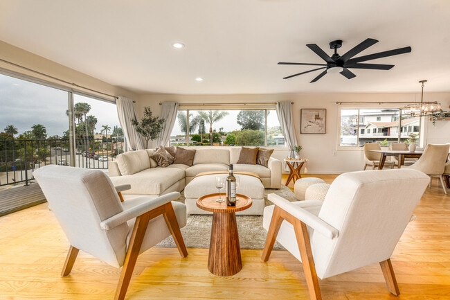 Building Photo - 5021 Foothill Blvd Unit ID1316299P