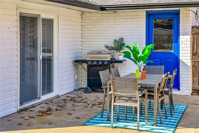Photo - 1605 SE P St