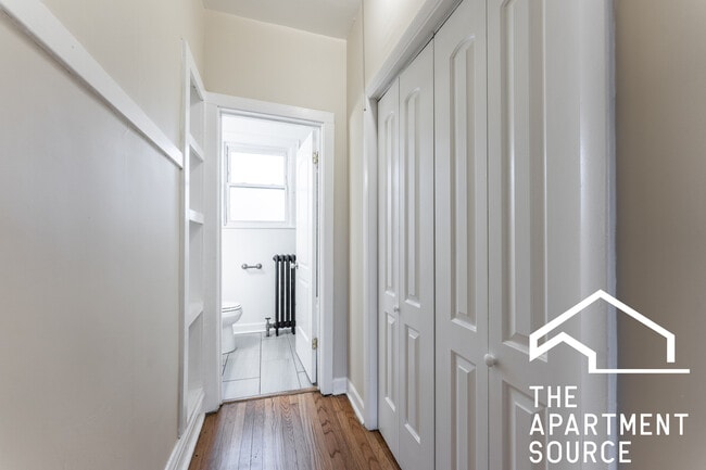 Photo - 4826.5 W Addison St Unit 2W