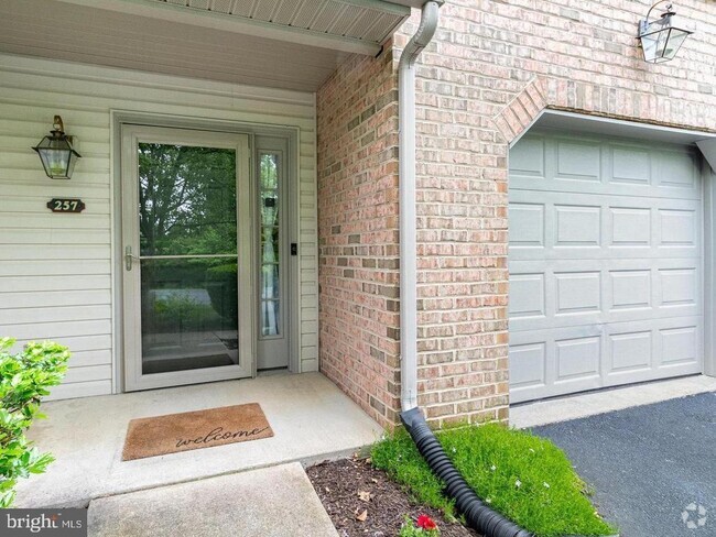 Building Photo - 257 Saddle Ridge Dr Rental