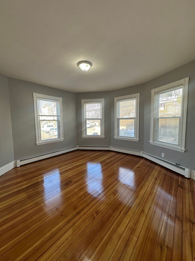 Photo - 215 Leyden St Unit 1