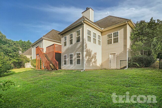 Photo - 326 Henderson Lake Dr SW