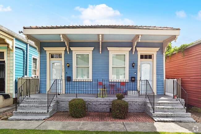 Building Photo - 723 4th St Rental