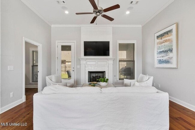 Photo - 3 Bed/2 Bath Home in Woodscape of Oakfield