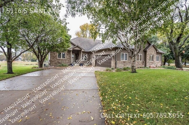Building Photo - 5116 S St Andrews Cir