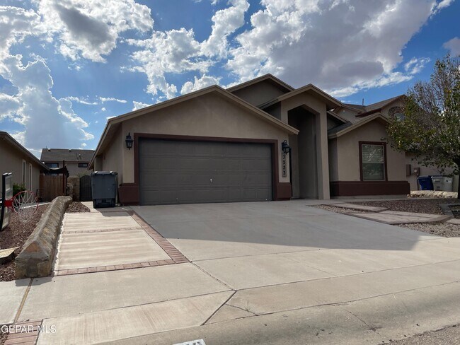 Photo - 3233 Muddy Point Ln