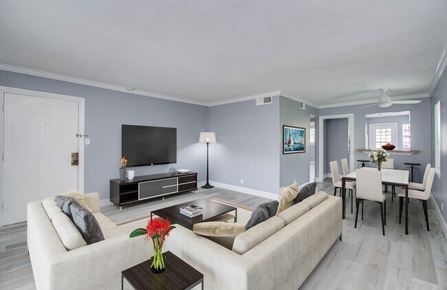 Photo - 5208 Arboles Dr